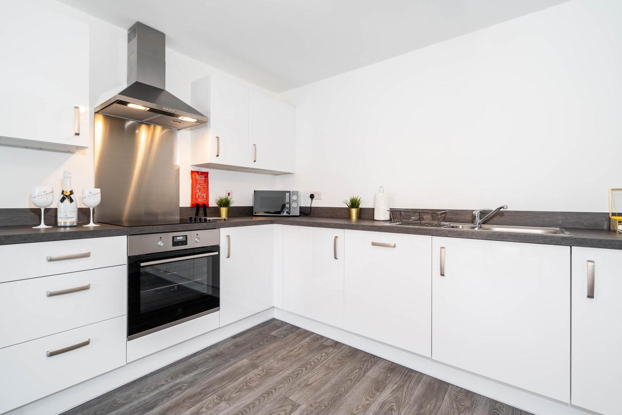 Luxury Apartment - Twin Beds - Selly Oak - Off-Street Parking - Free Netflix & Wifi - Top Rated 9Cc Бірмінгем Екстер'єр фото